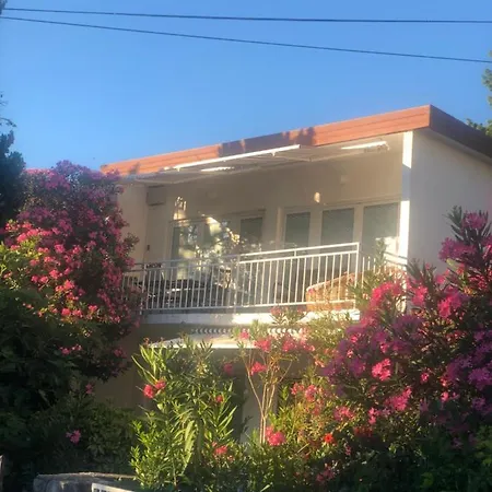 Apartment Focic Selce